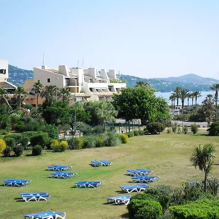 Gasbrun - Appartement Avec Piscine At Acces Plage Appartement Grimaud