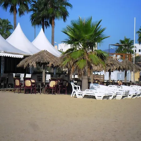 Apartment Gasbrun - Appartement Avec Piscine At Acces Plage
