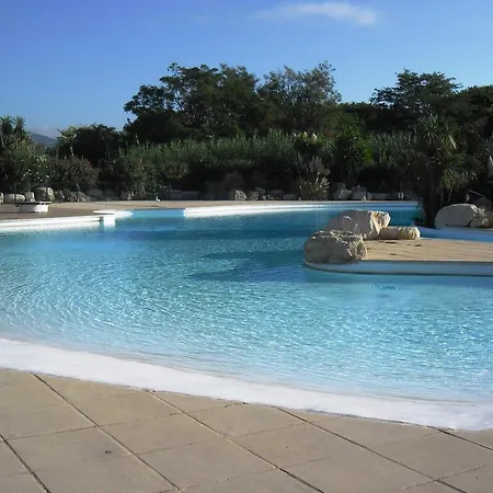 Gasbrun - Appartement Avec Piscine At Acces Plage Apartment Grimaud