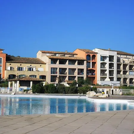 Apartment Gasbrun - Appartement Avec Piscine At Acces Plage