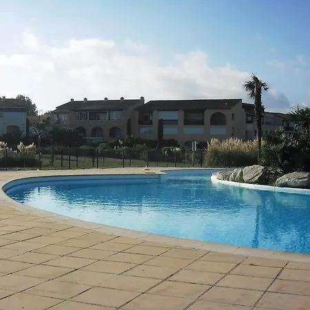 Gasbrun - Appartement Avec Piscine At Acces Plage