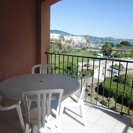 Gasbrun - Appartement Avec Piscine At Acces Plage * Grimaud