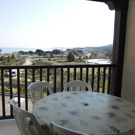 Appartement Gasbrun - Appartement Avec Piscine At Acces Plage